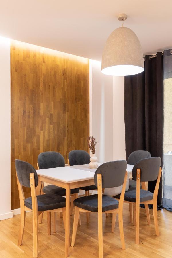 Exclusive 2 Bedrooms Apartment Tirana Extérieur photo