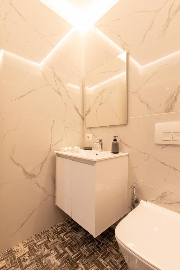 Exclusive 2 Bedrooms Apartment Tirana Extérieur photo